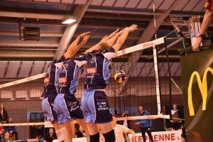 VBC Waremme 2015-2016 : Triple block